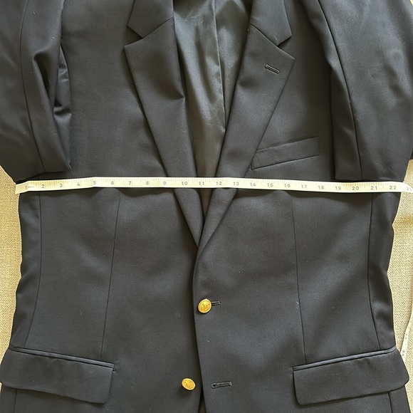 Ralph Lauren Navy Blazer — 42L - Picture 2 of 7